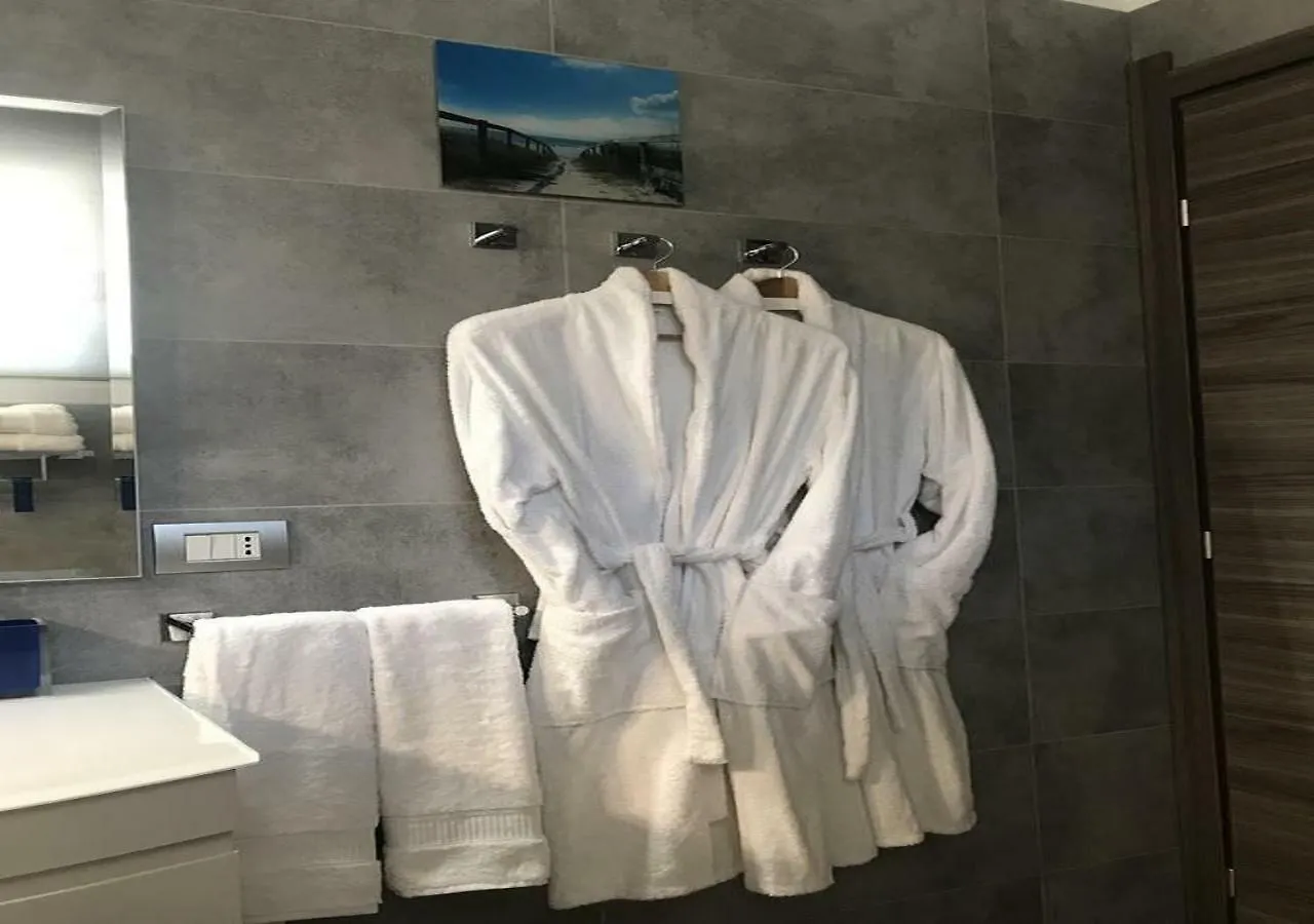 Apartment Garda Dream Holiday Sirmione Italy